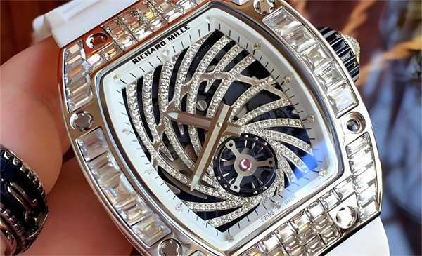 理查德米勒手表表壳有划痕处理方法大全 理查德米勒手表表壳有划痕处理方法大全