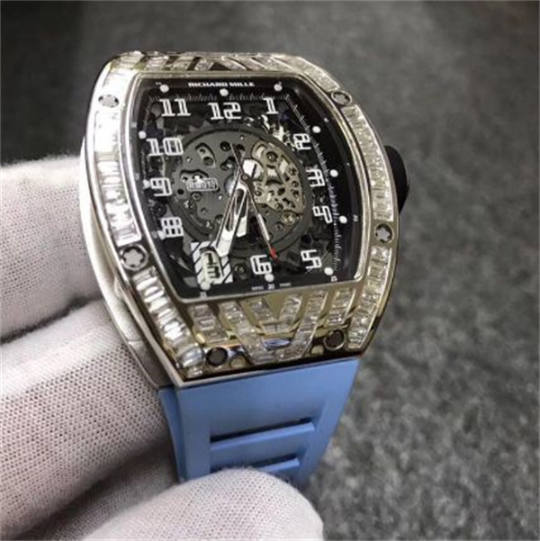 理查德米勒进水有雾气怎么办 理查德米勒进水有雾气怎么办