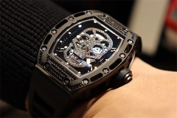 理查德米勒手表表带过短处理技巧 理查德米勒手表表带过短处理技巧